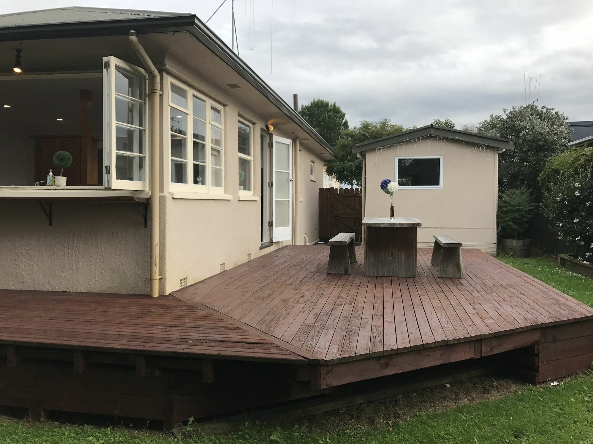 Holiday Homes On Grey St Hamilton Exterior photo